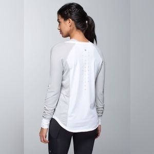 NWOT Lululemon Lightened Up Long Sleeve
Heathered Light Grey / White